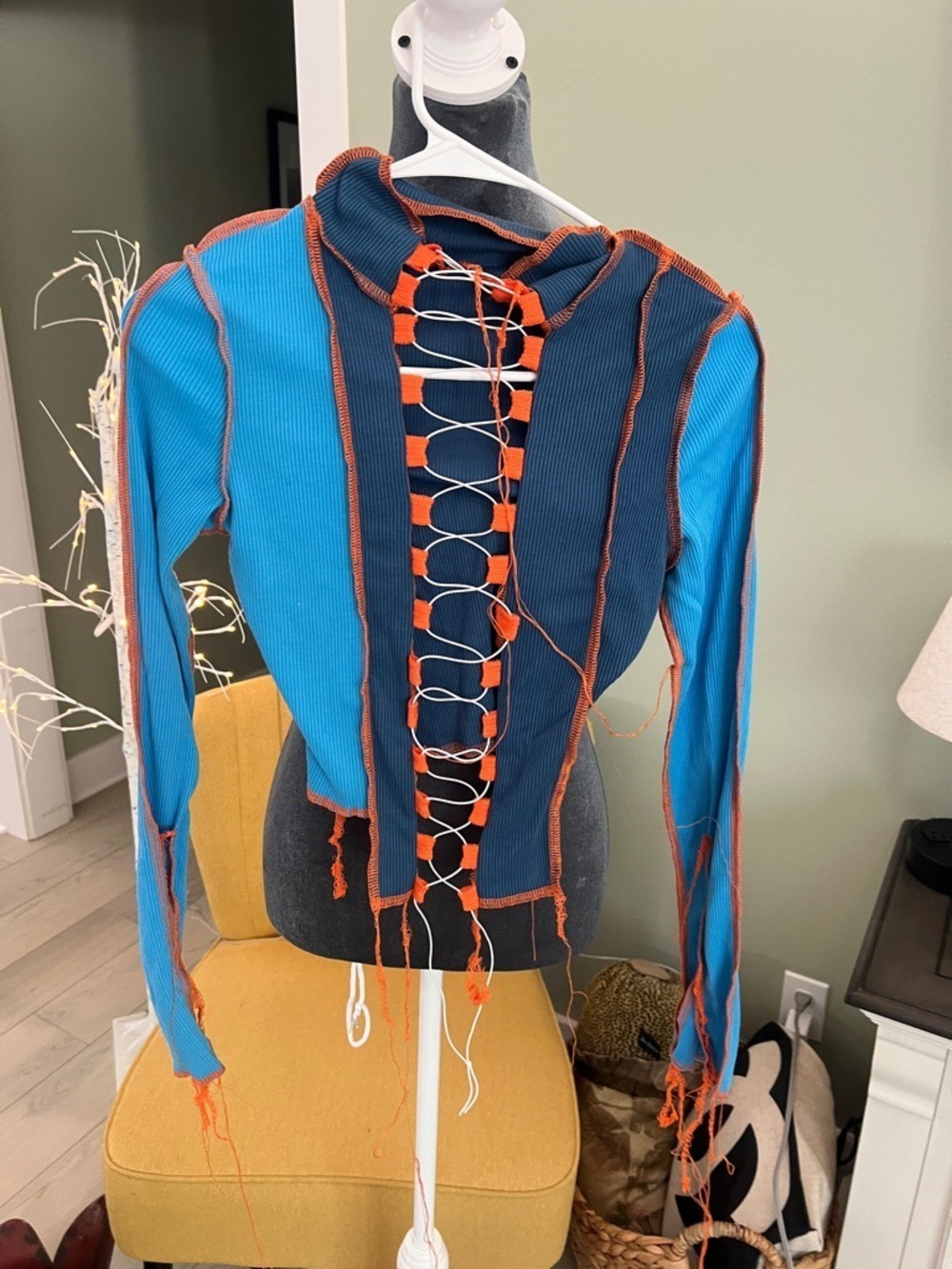 Colorblock Lace-Back Ribbed Long-Sleeve Top - Blue/Teal